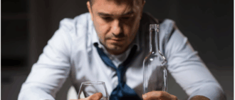 Когда стоит обратиться к наркологу: первые признаки алкогольной зависимости