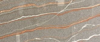 Плита термообработанная гранитная: почему она завоевывает улицы и сады