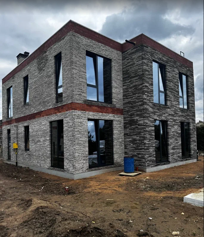 Остекление лоджий: как выбрать вариант, который действительно работает