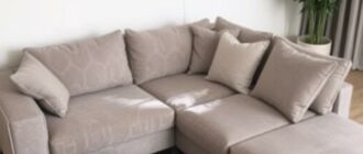 Как избавиться от запаха дивана: что делает профессиональная химчистка и что можно сделать самому